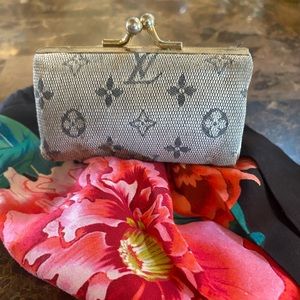 Authentic Vintage Louis Vuitton Coin Case